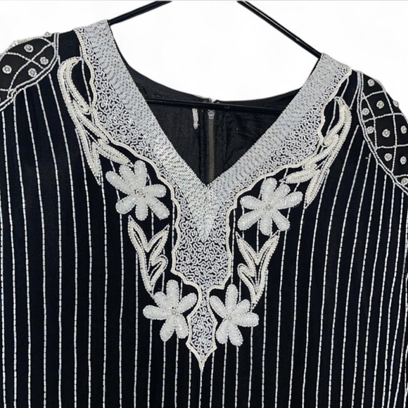 1980s Vintage Silk Beaded Mini Dress V Neckline Black White - Picture 3 of 8